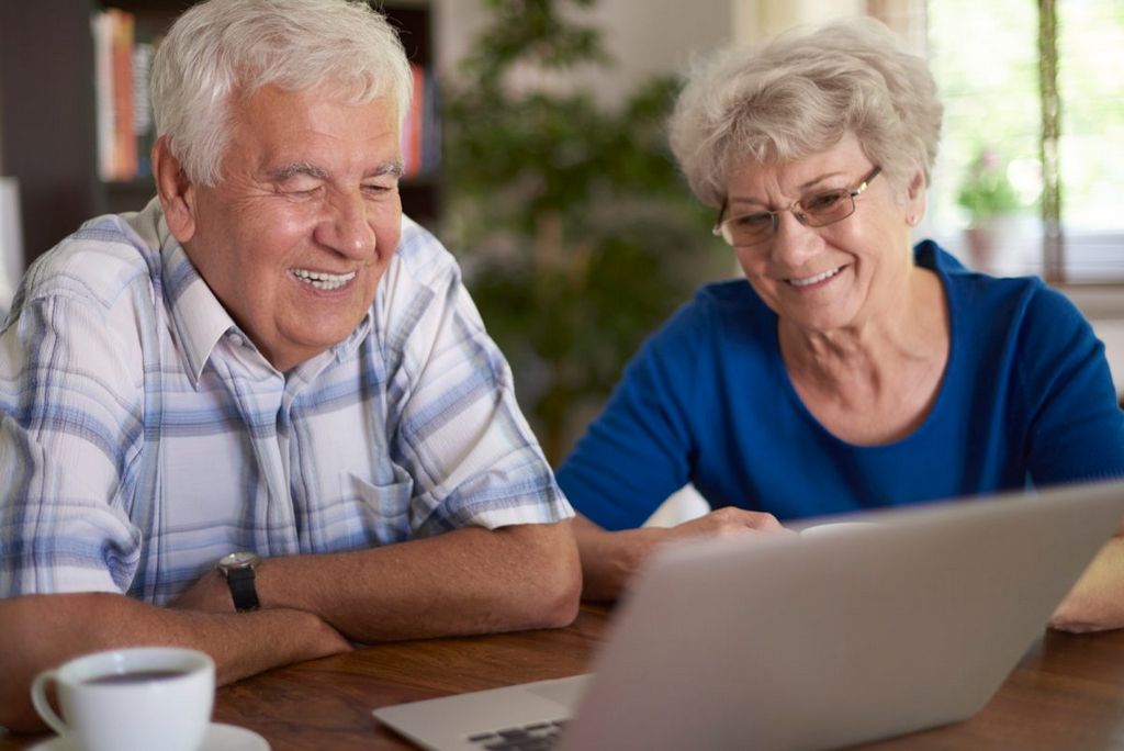 Evadate: Where Modern Internet Dating Becomes an Outstanding Trip